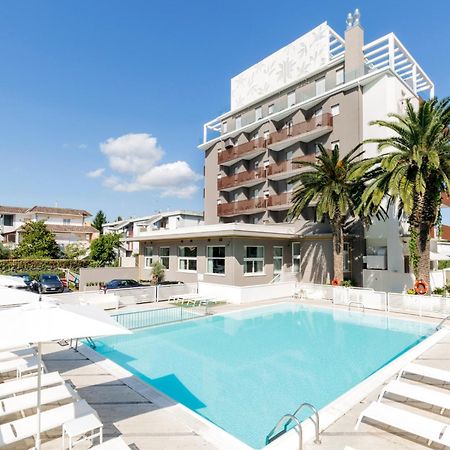 סן בנדטו דל טרנטו Hotel Bernard מראה חיצוני תמונה