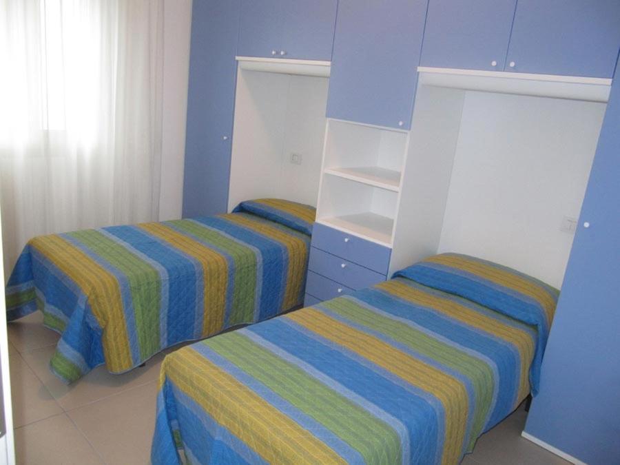 סן בנדטו דל טרנטו Hotel Bernard חדר תמונה